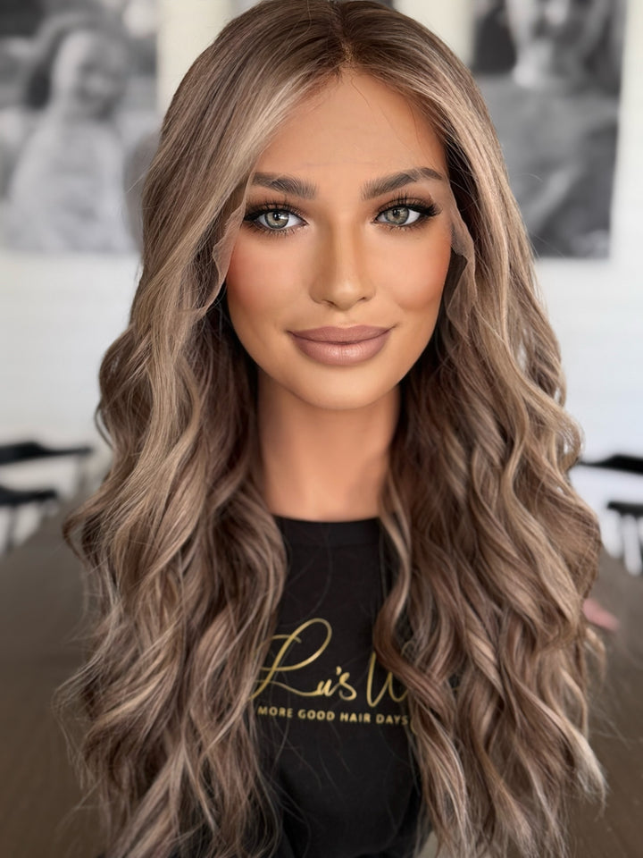 “B2659” [M] 22” Lace Top Wig