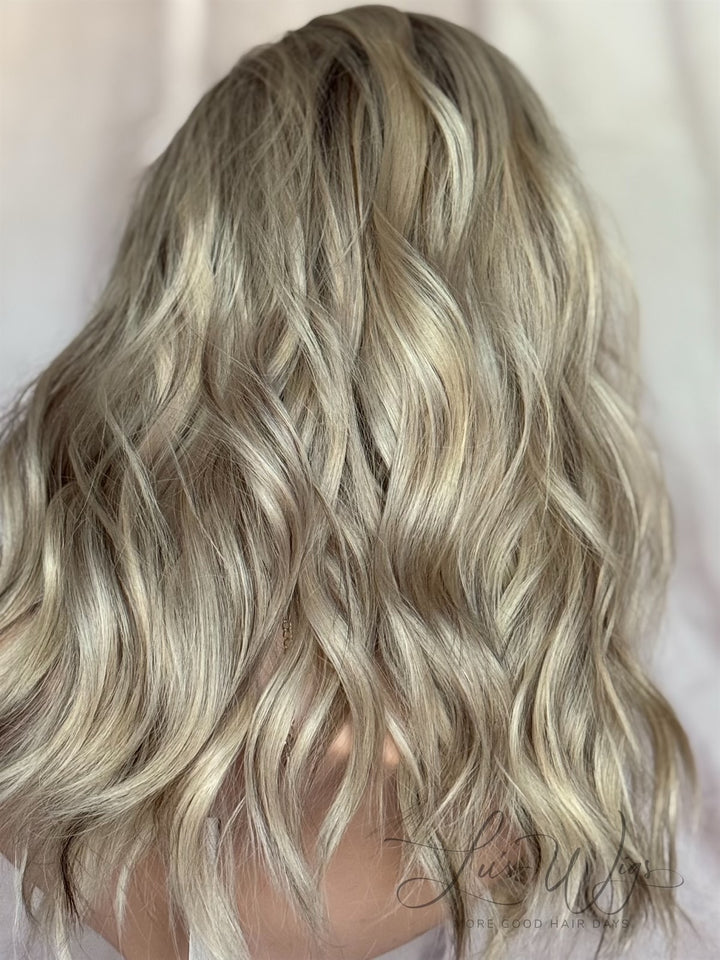 “B2633” [M] 18” Lace Top Wig